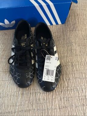 adidas Black Tokyo W Sneakers with White Star Stitching
